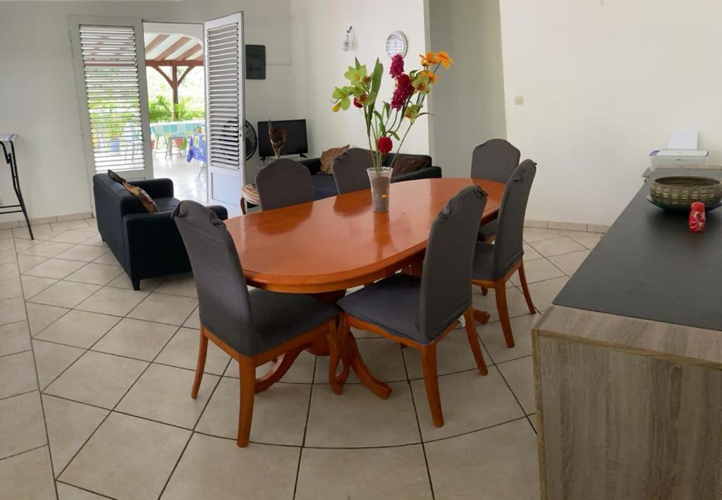 Haut De Villa Chez Ghighi Rivière-Pilote Esterno foto