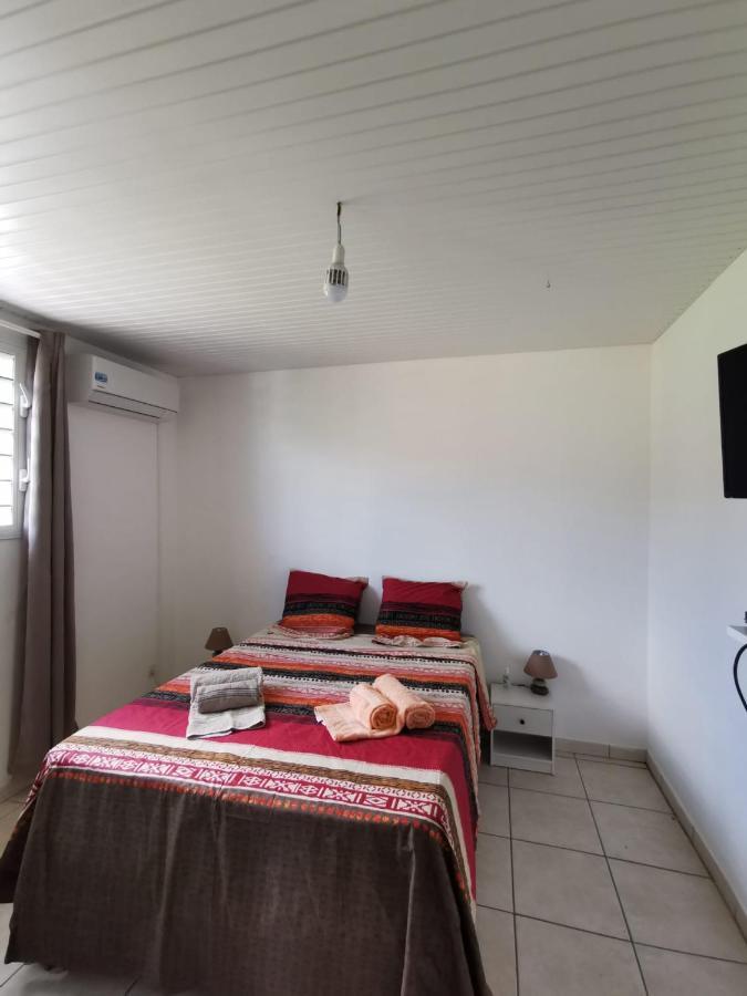 Haut De Villa Chez Ghighi Rivière-Pilote Esterno foto